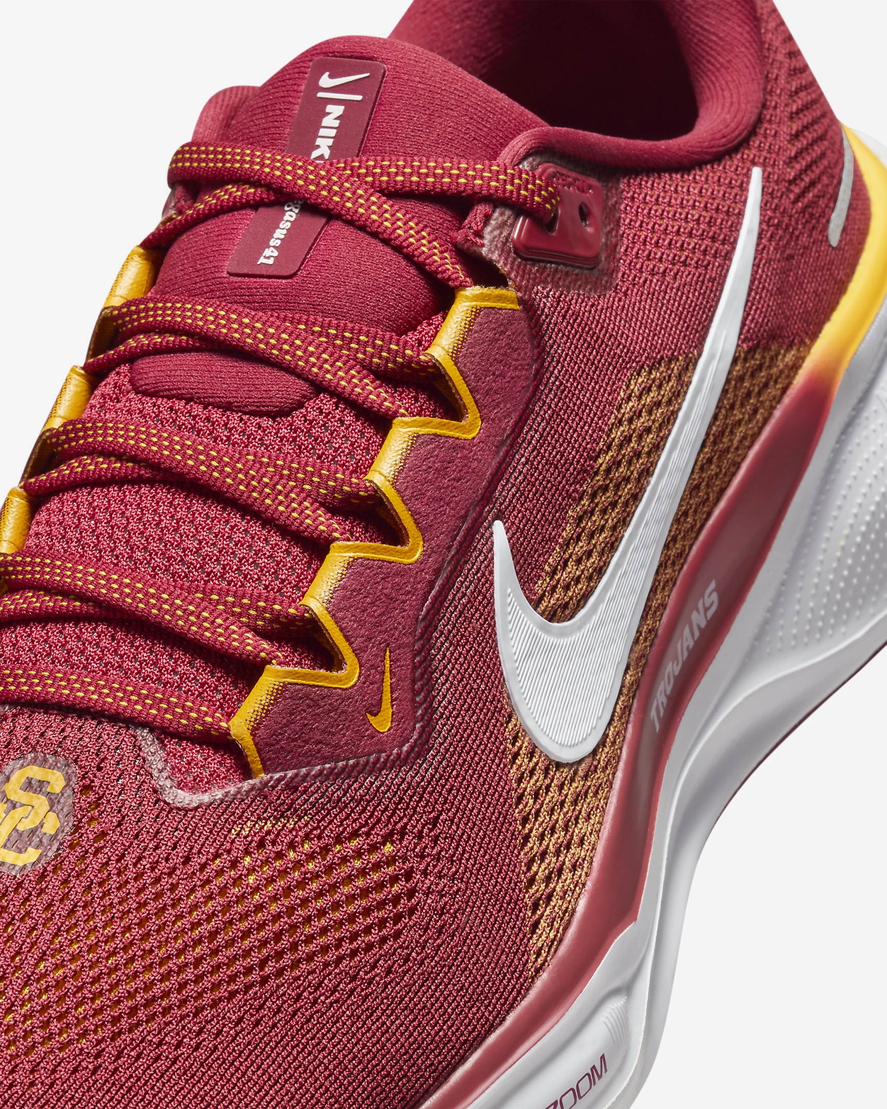 Nike USC Pegasus 41 Men s Nike College Road Running Shoes REVERSIBLE
