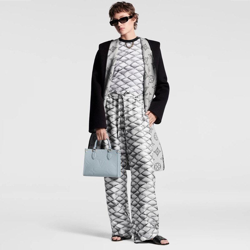 Louis Vuitton Neo Revival Flat Mule outlook