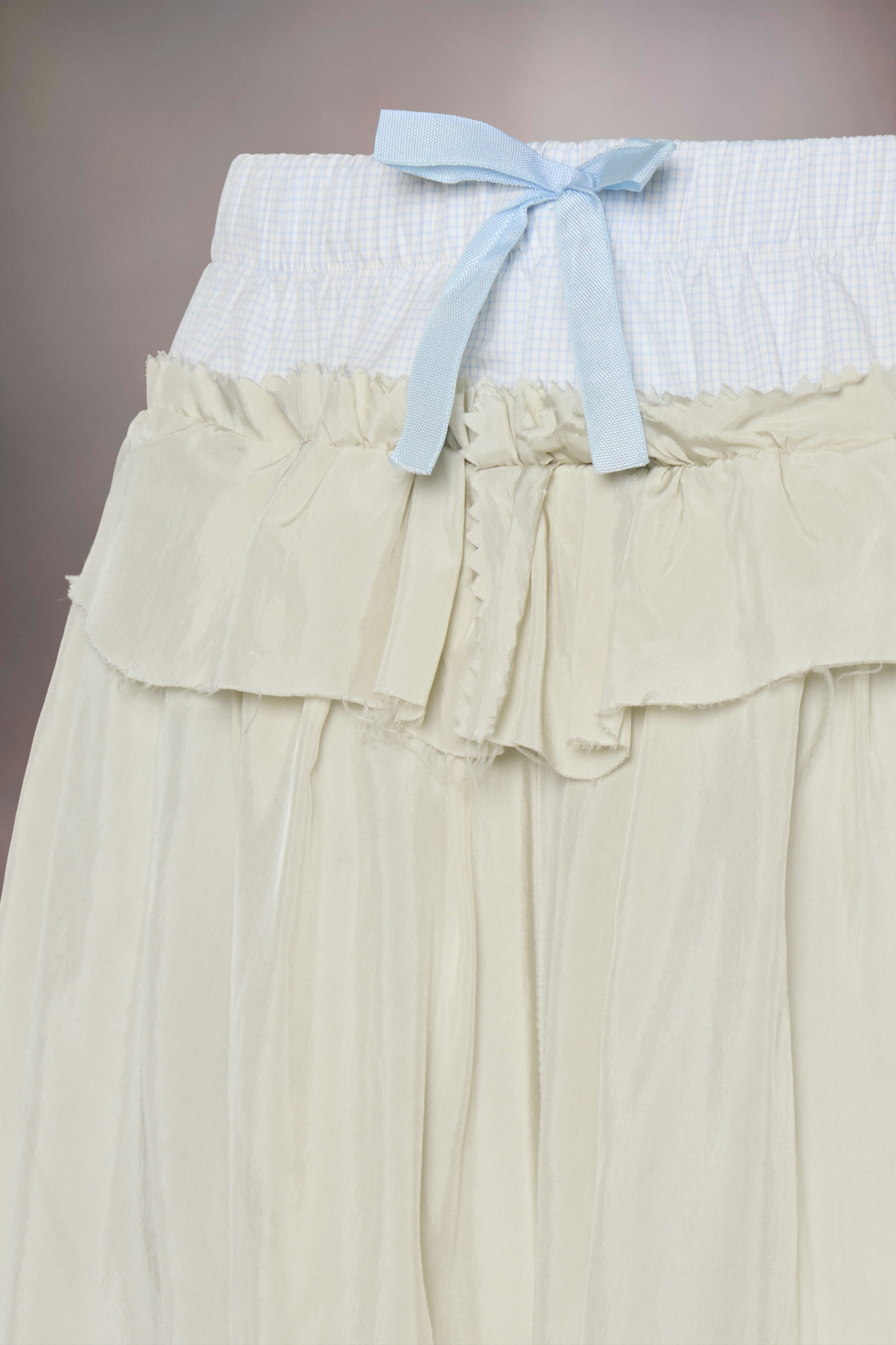Anonymity of the lining skirt - 3