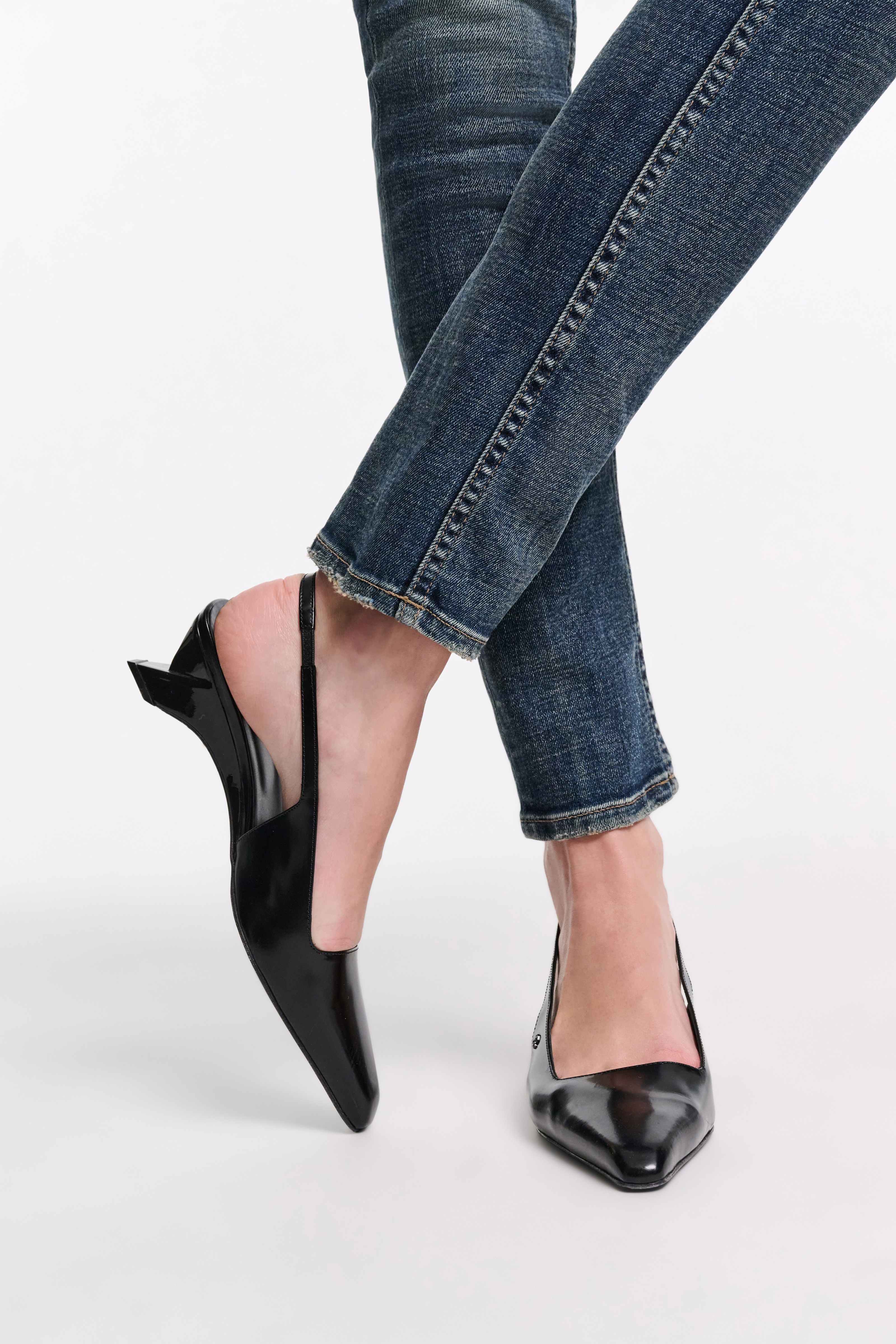 SUBTLE SHINE wedge slingback - 4