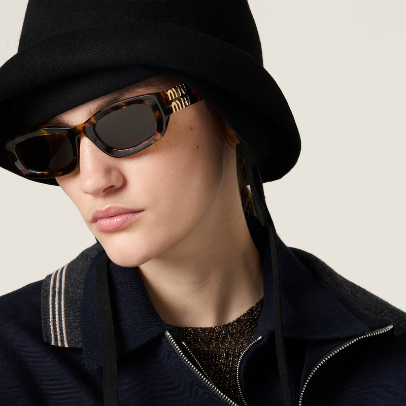 Miu Miu Miu Glimpse sunglasses outlook