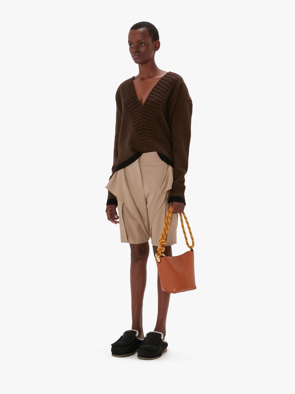 SMALL JWA CORNER BUCKET - LEATHER BUCKET BAG - 5