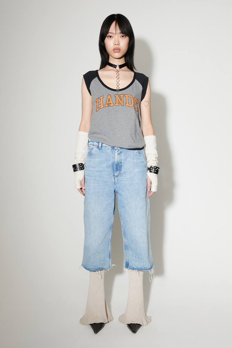 Deep Neck Shortsleeve University Of Hands Print 3