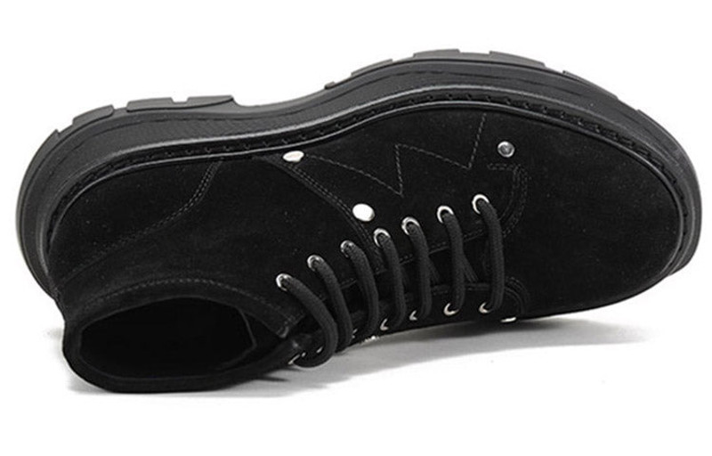 Alexander McQueen (WMNS) Alexander McQueen Tread Slick Boot 'Black' 595469WHZ281081 outlook