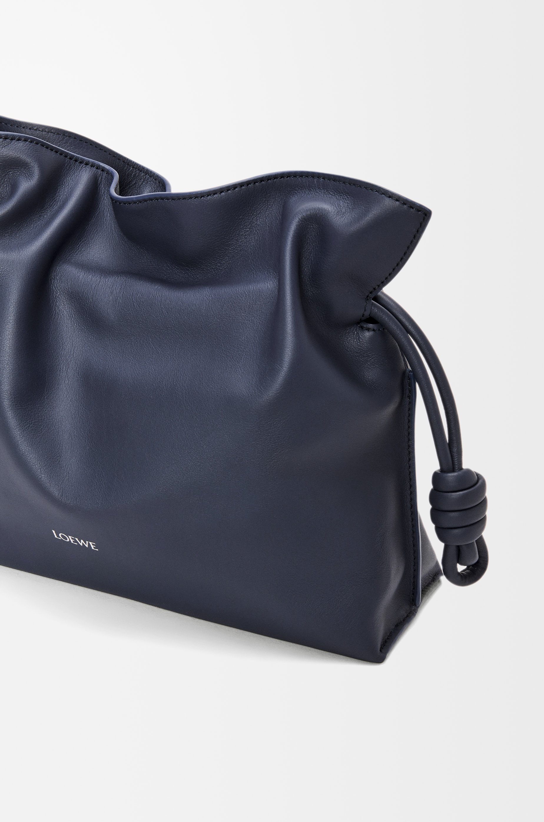 Medium Flamenco clutch in nappa calfskin - 8