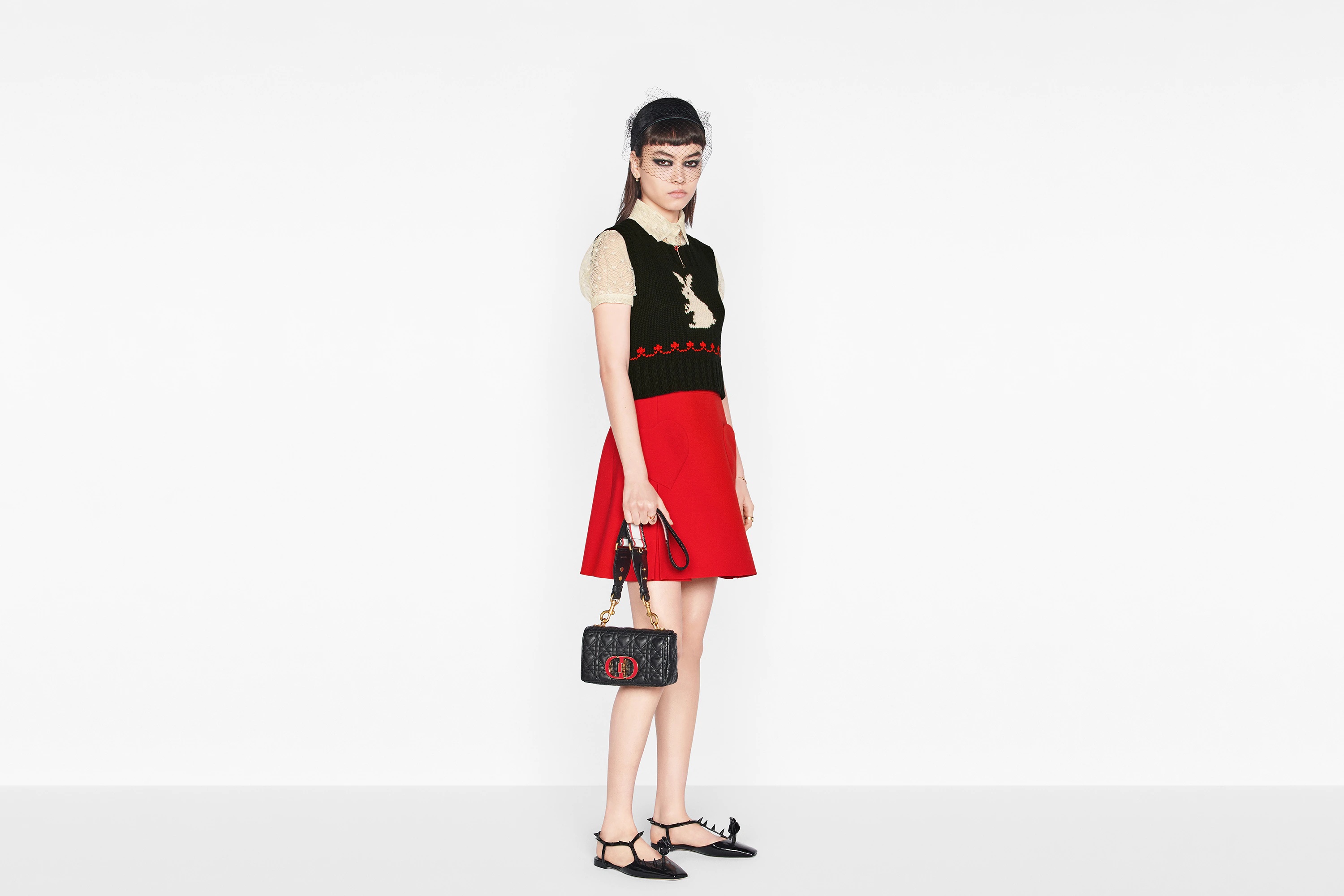 Dioramour Sleeveless Sweater - 4