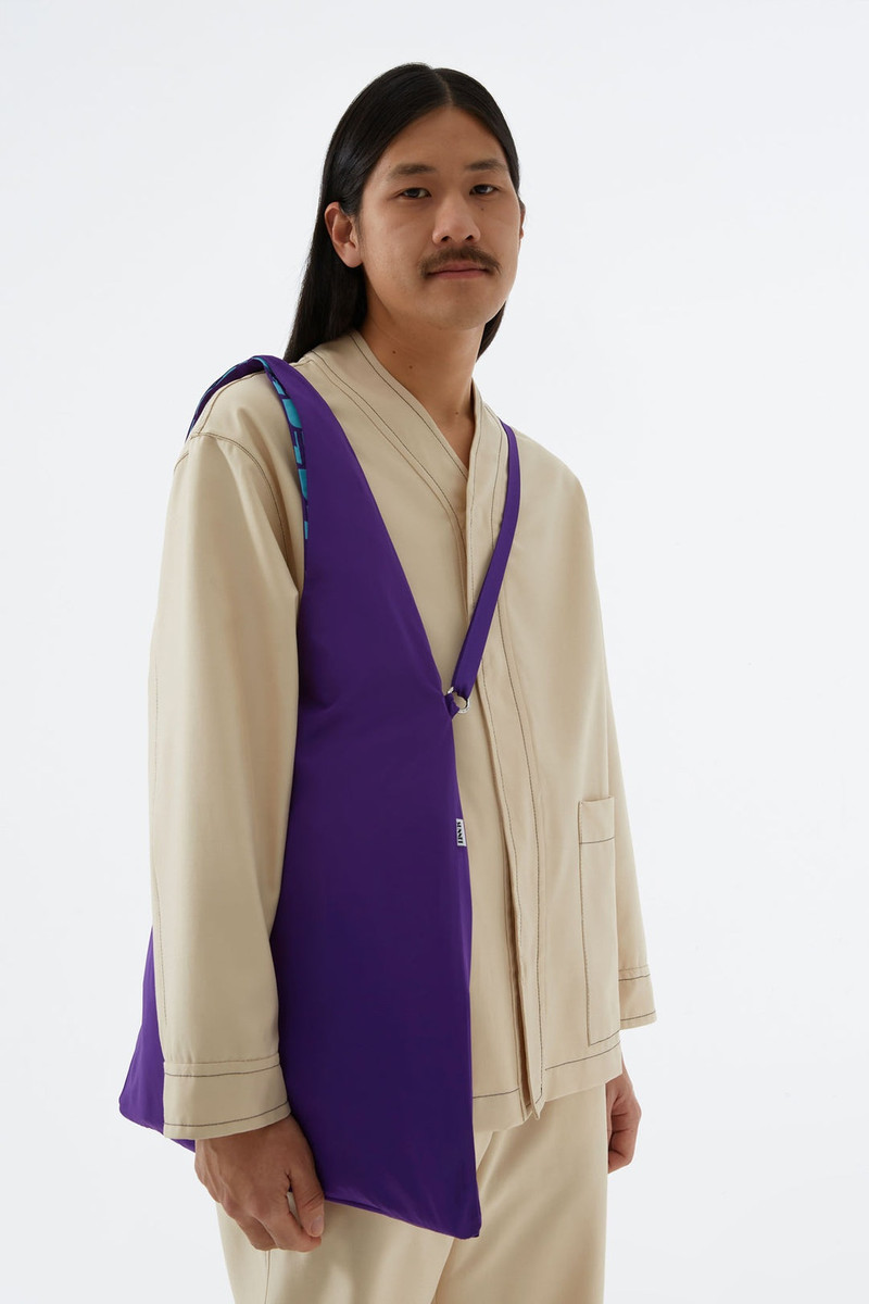 REVERSIBLE AZURE & PURPLE LOGO SHOPPER BAG 6