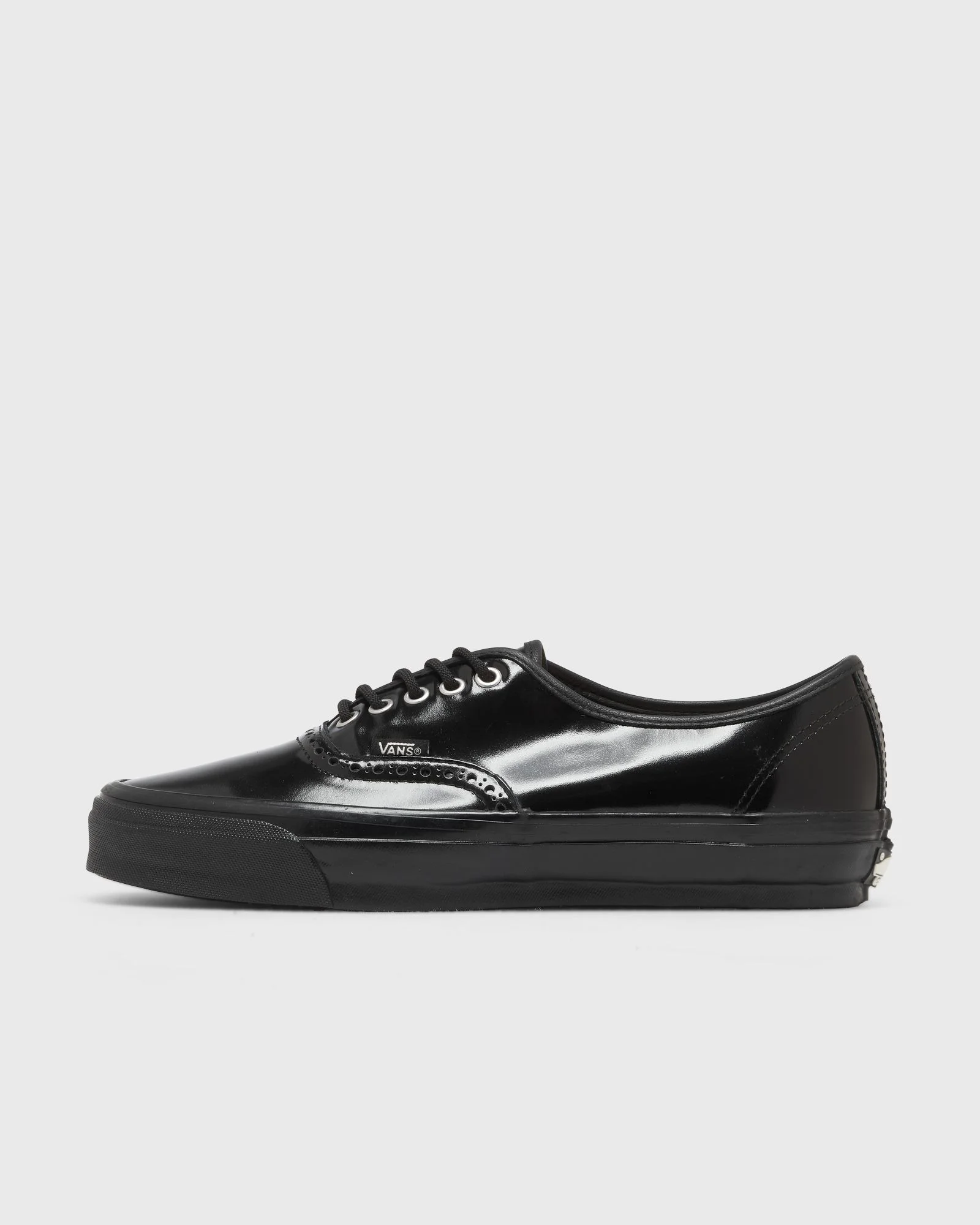 OTW AUTHENTIC 44 SIPED VIBRAM GLOSS LEATHER BROGUE - 1