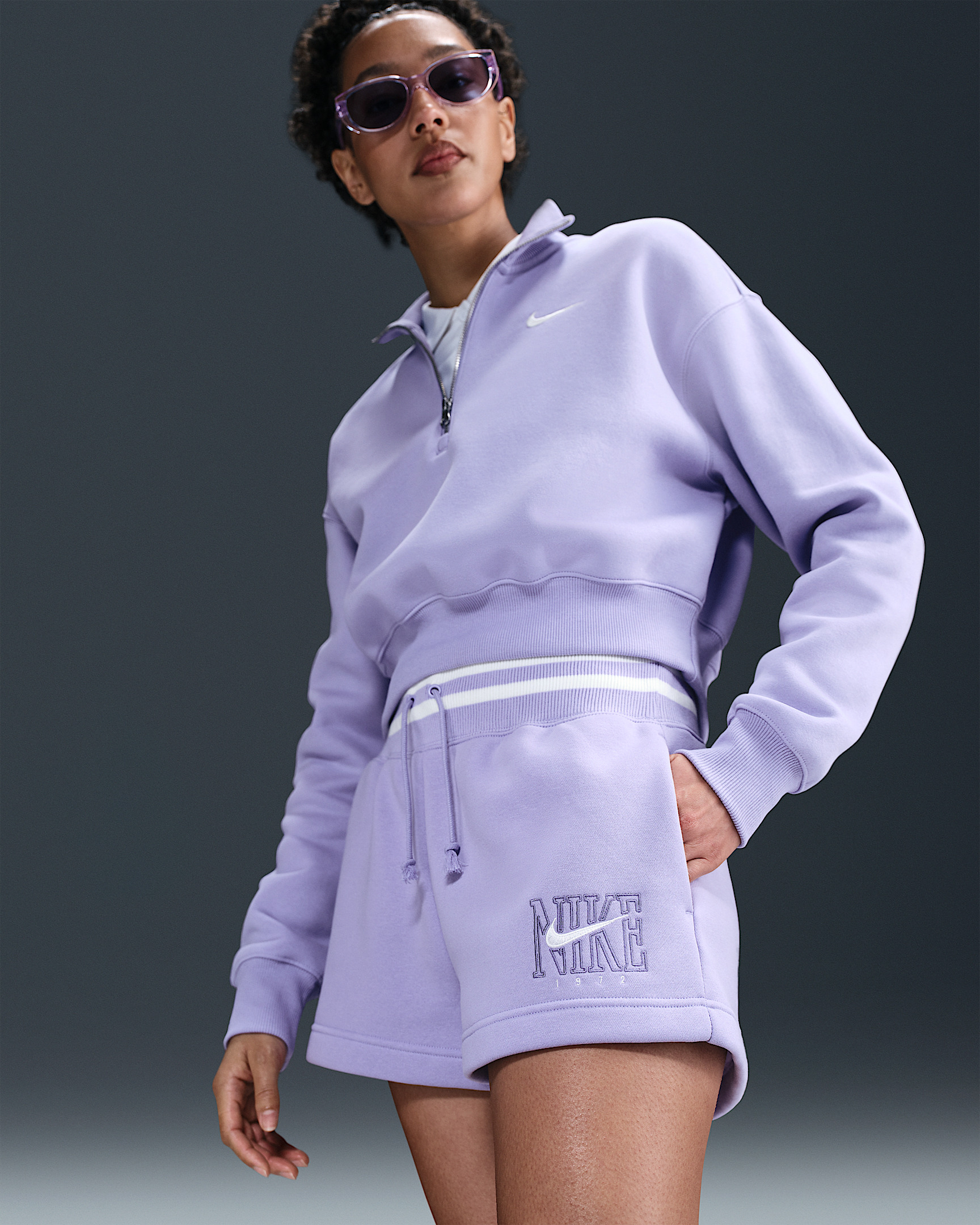 Nike Sportswear Phoenix Fleece Women's High-Waisted Loose Graphic Shorts - 2