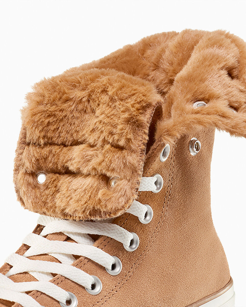Chuck Taylor All Star Fold Over XHi Faux Fur 10