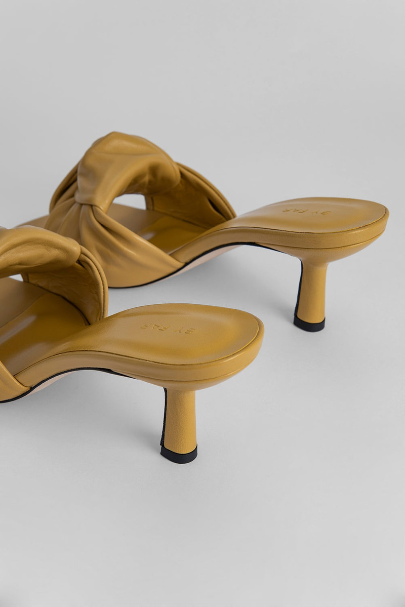 Lana Ochre Gloss Leather 5