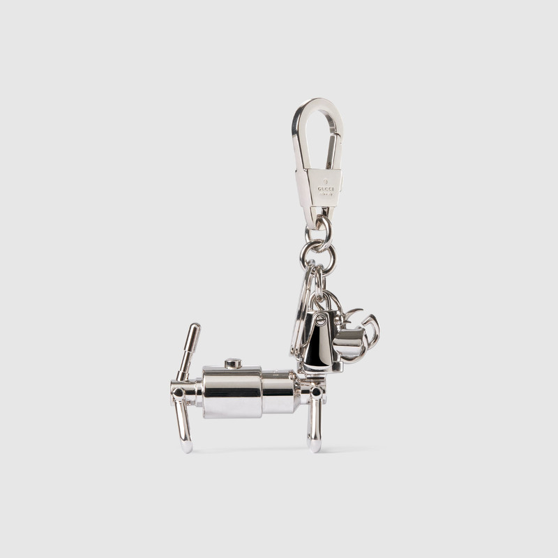Dog-shaped keychain with Double G 3