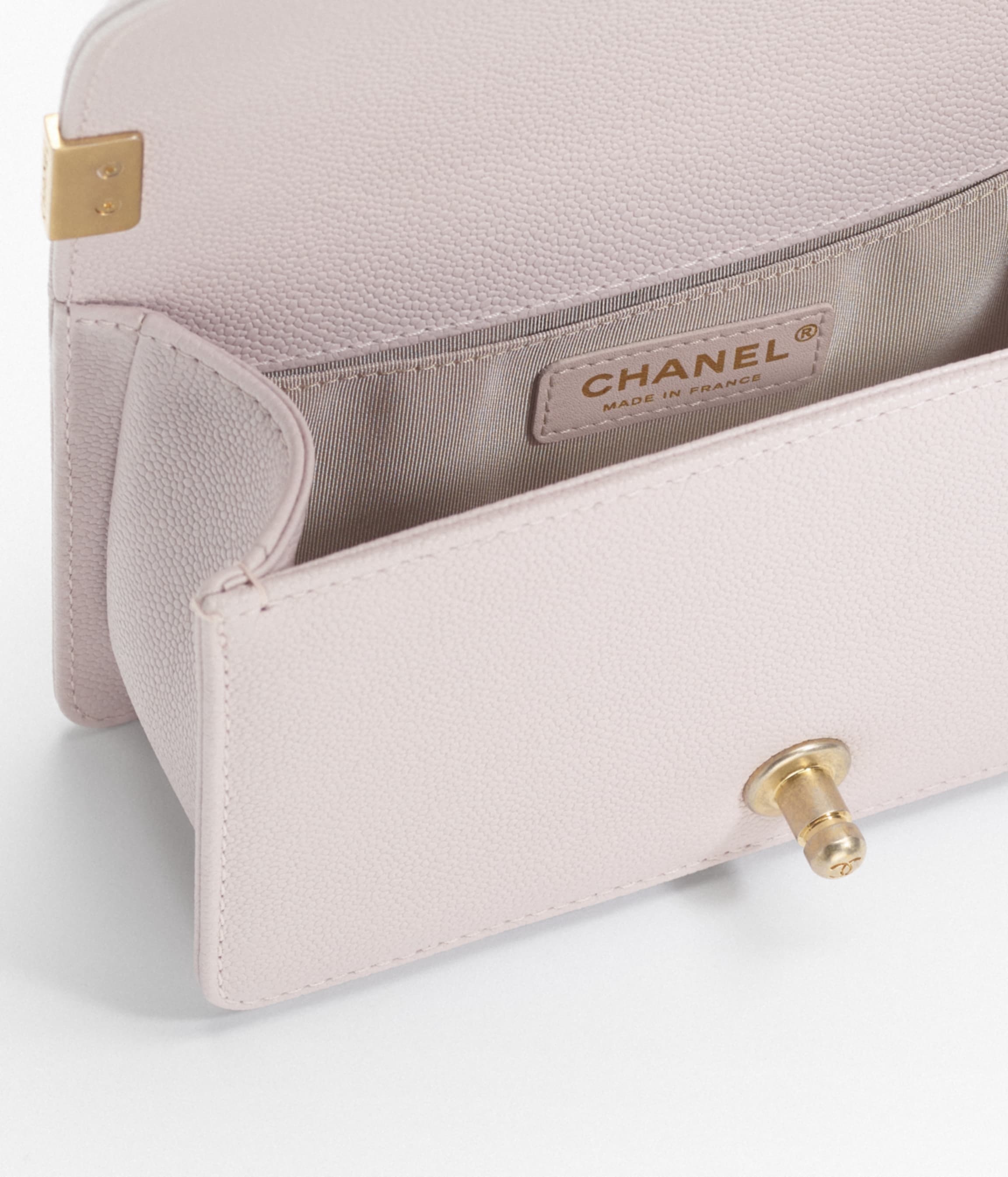 Small BOY CHANEL Handbag - 2