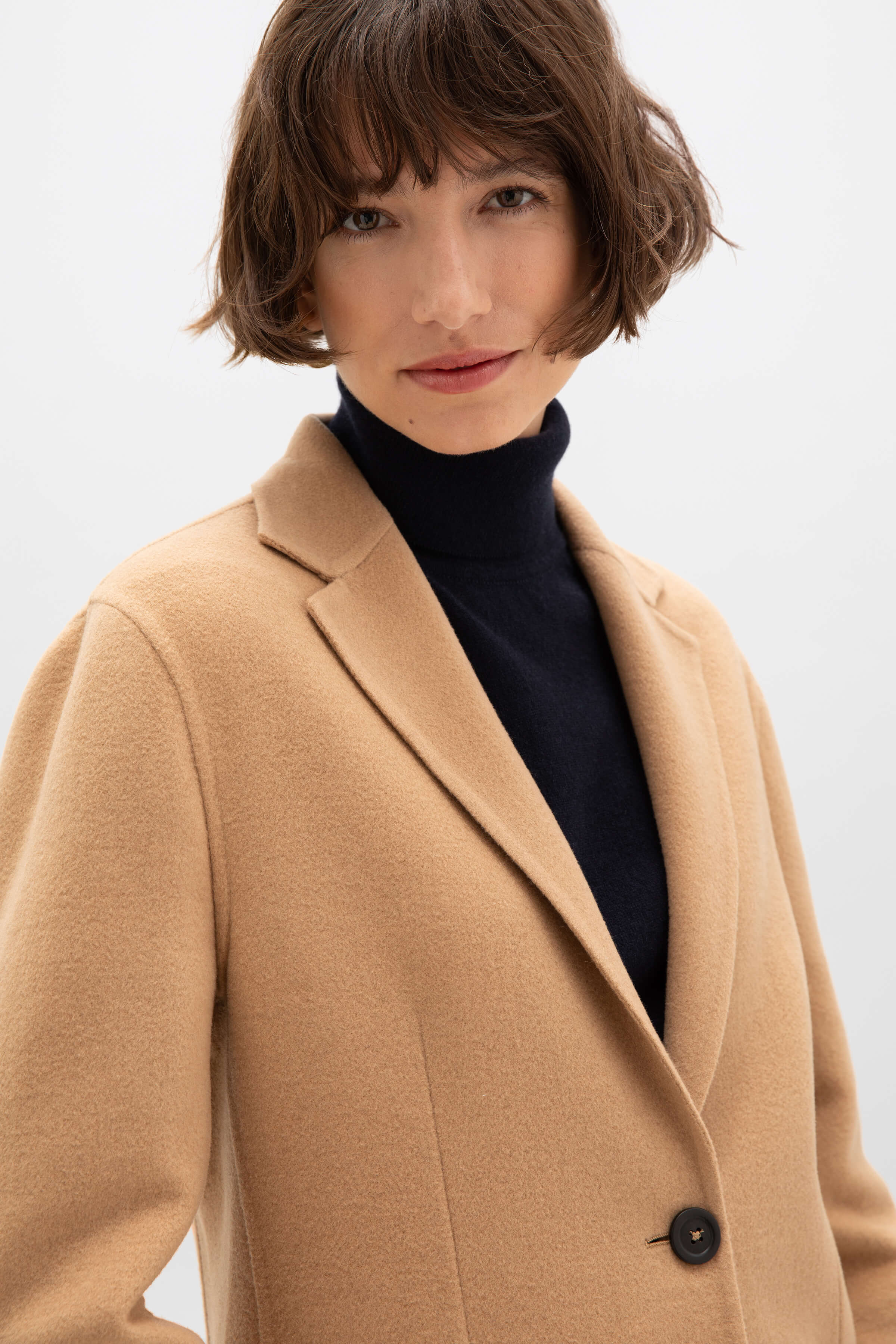 Classic Camel Cashmere Blazer - 3