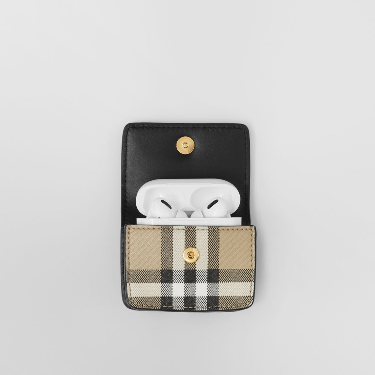 Check and Leather AirPods Pro Case - 3