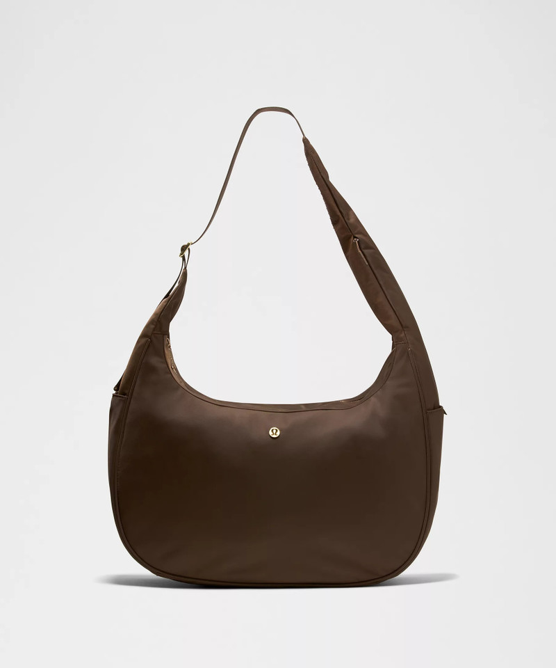 City Essentials Oversized Shoulder Bag 18L 1