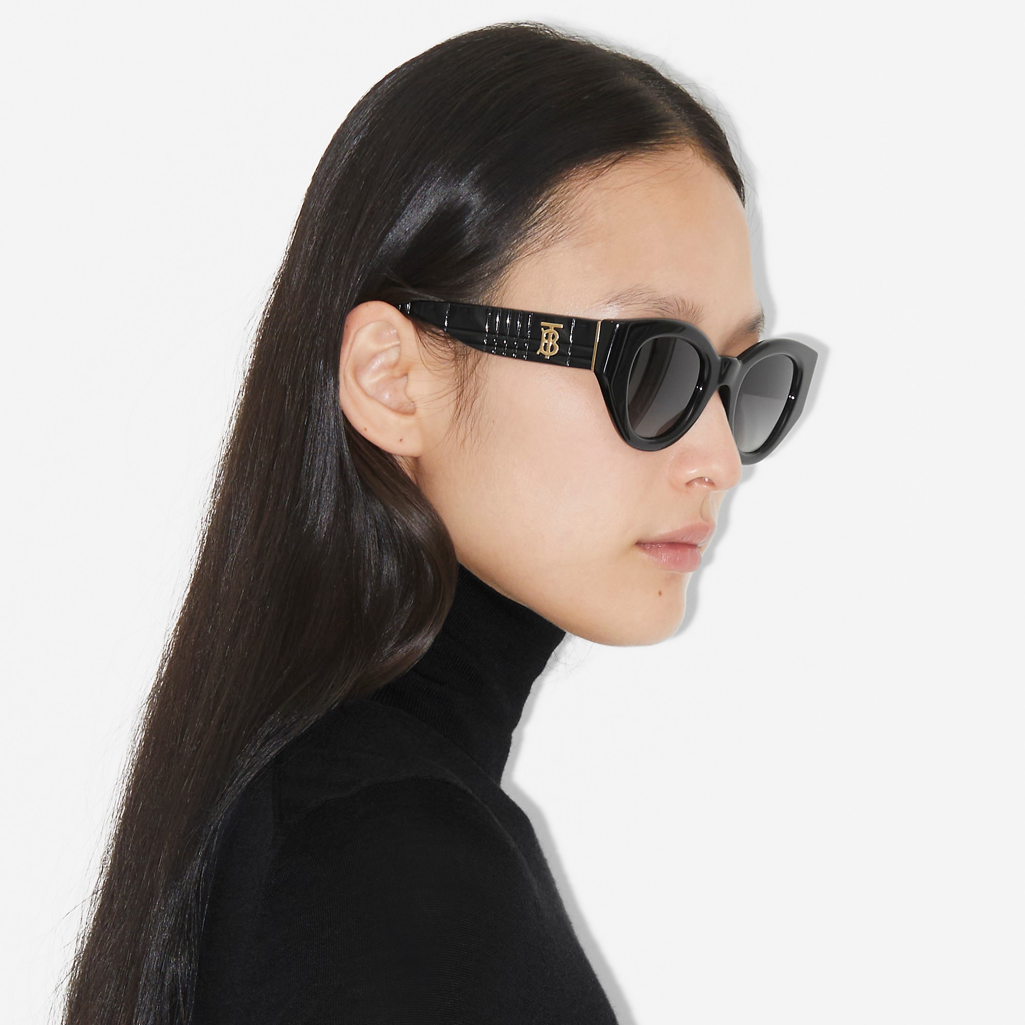Cat-eye Frame Lola Sunglasses - 4