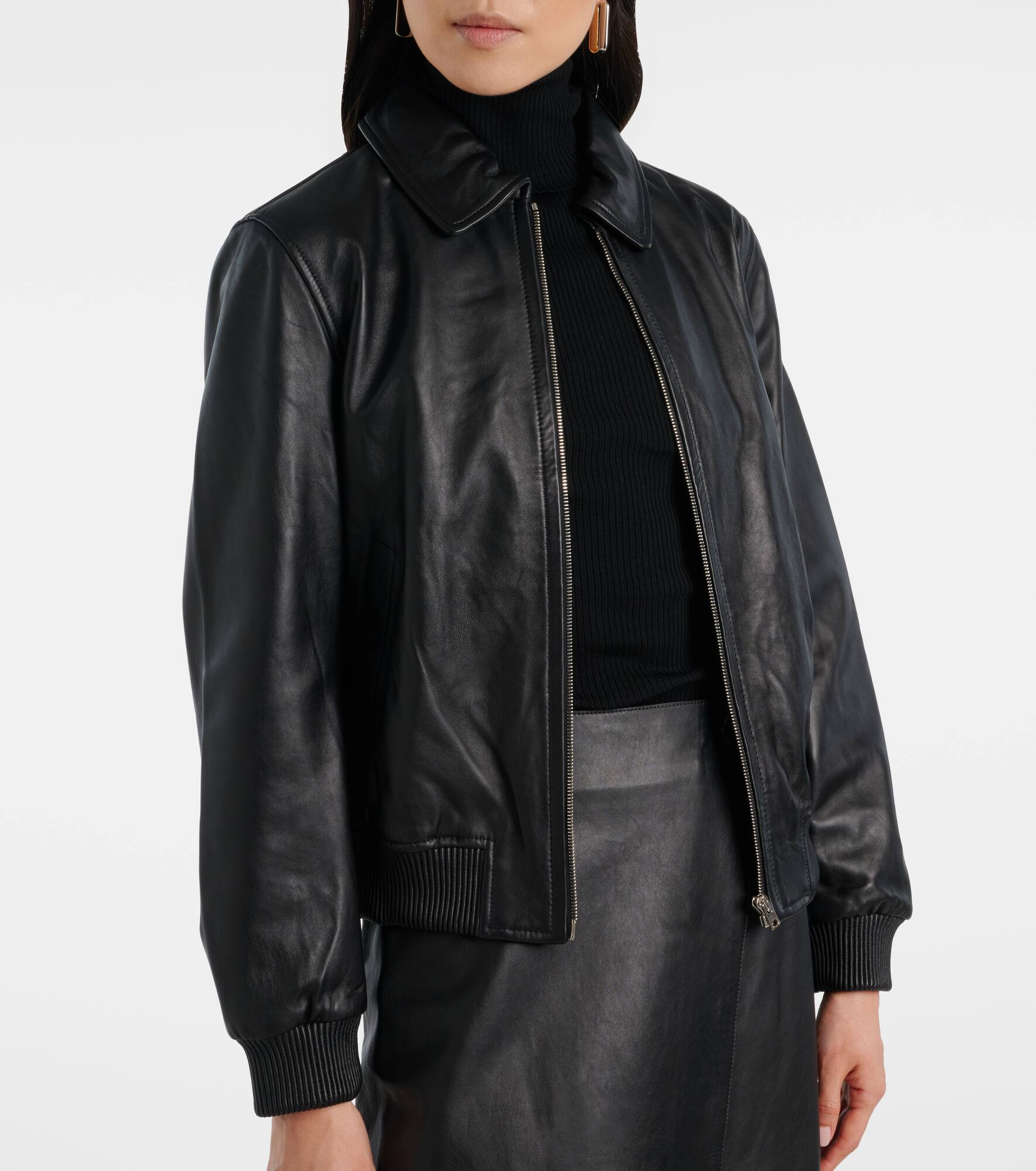 Leather jacket - 7