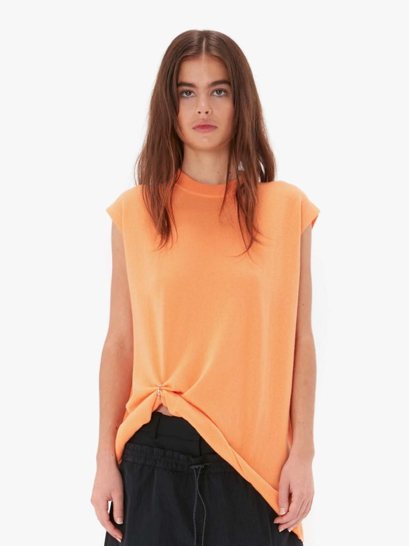 JW Anderson RING DETAIL ROLL VEST outlook
