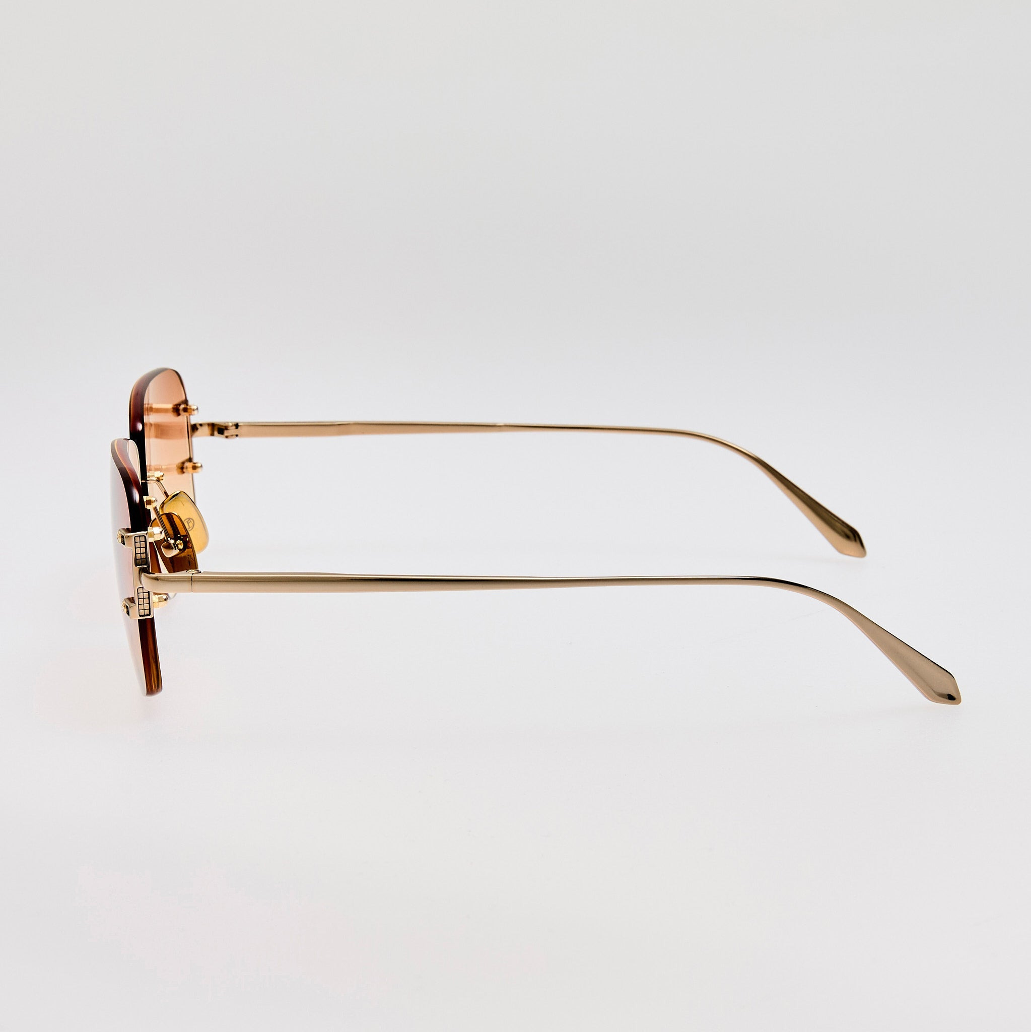 Sasha Sunglasses in Camel and Gold - 4