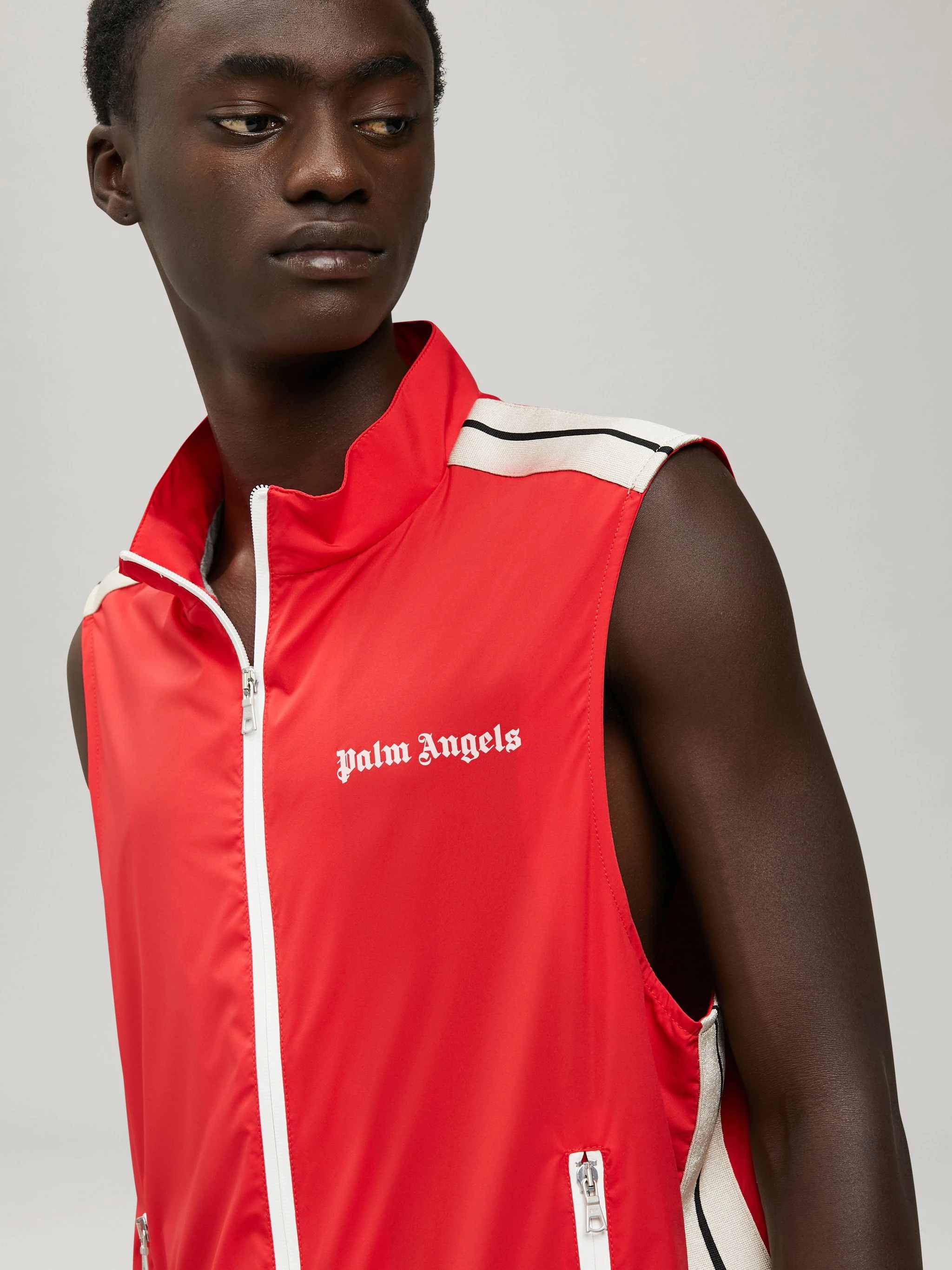 CLASSIC LOGO VEST - 6