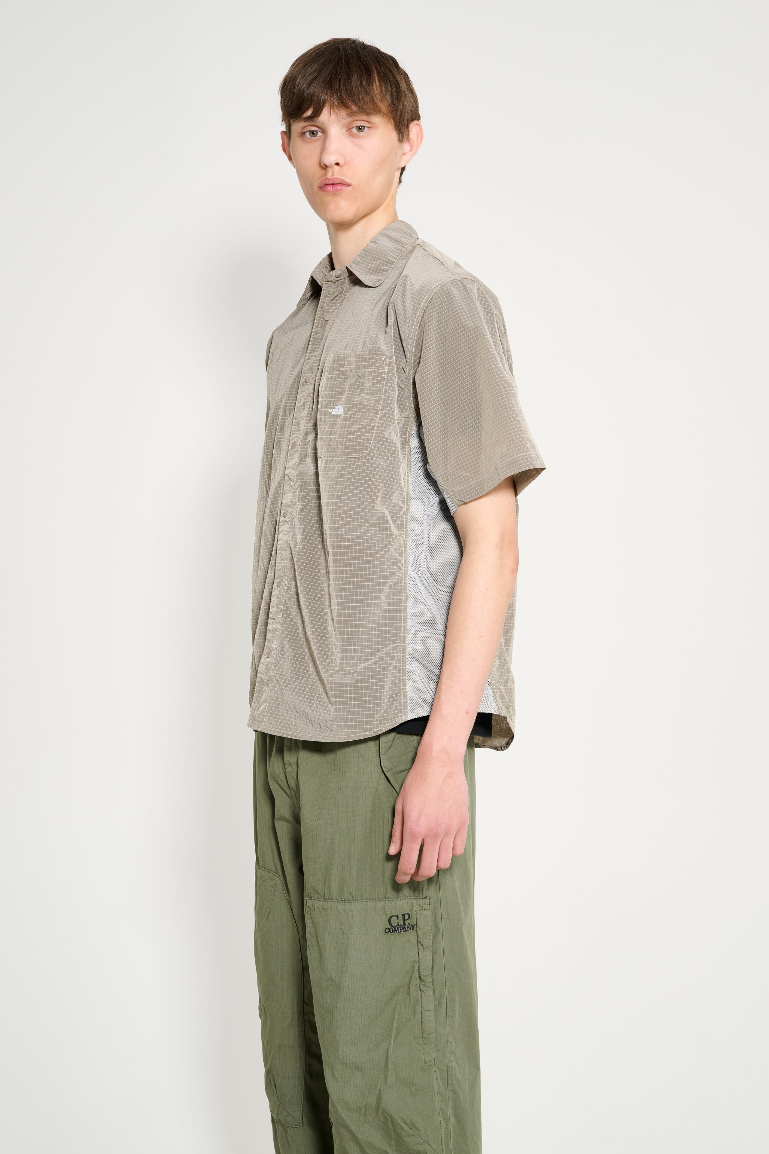THE NORTH FACE FABRIC MIX SHORT SLEEVE SHIRT GRAVEL - 2