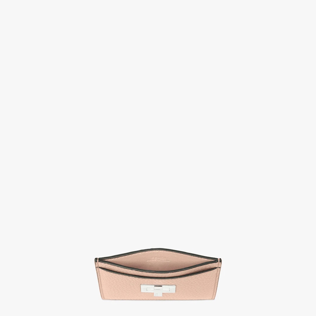 Peekaboo Selleria business card holder. Twist lock. Made of pink Cuoio Romano leather. Palladium-fin - 3