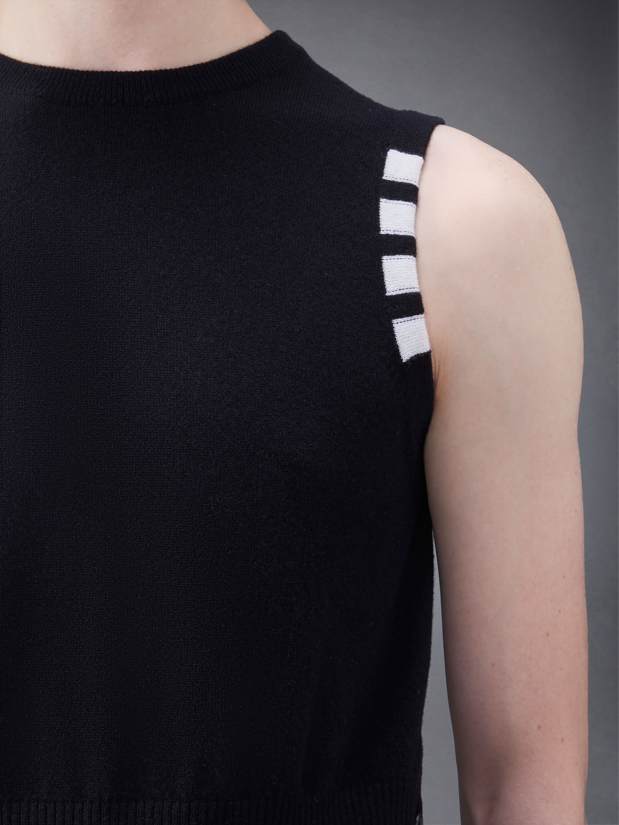 Cashmere 4-Bar Short Crew Neck Shell Top - 5