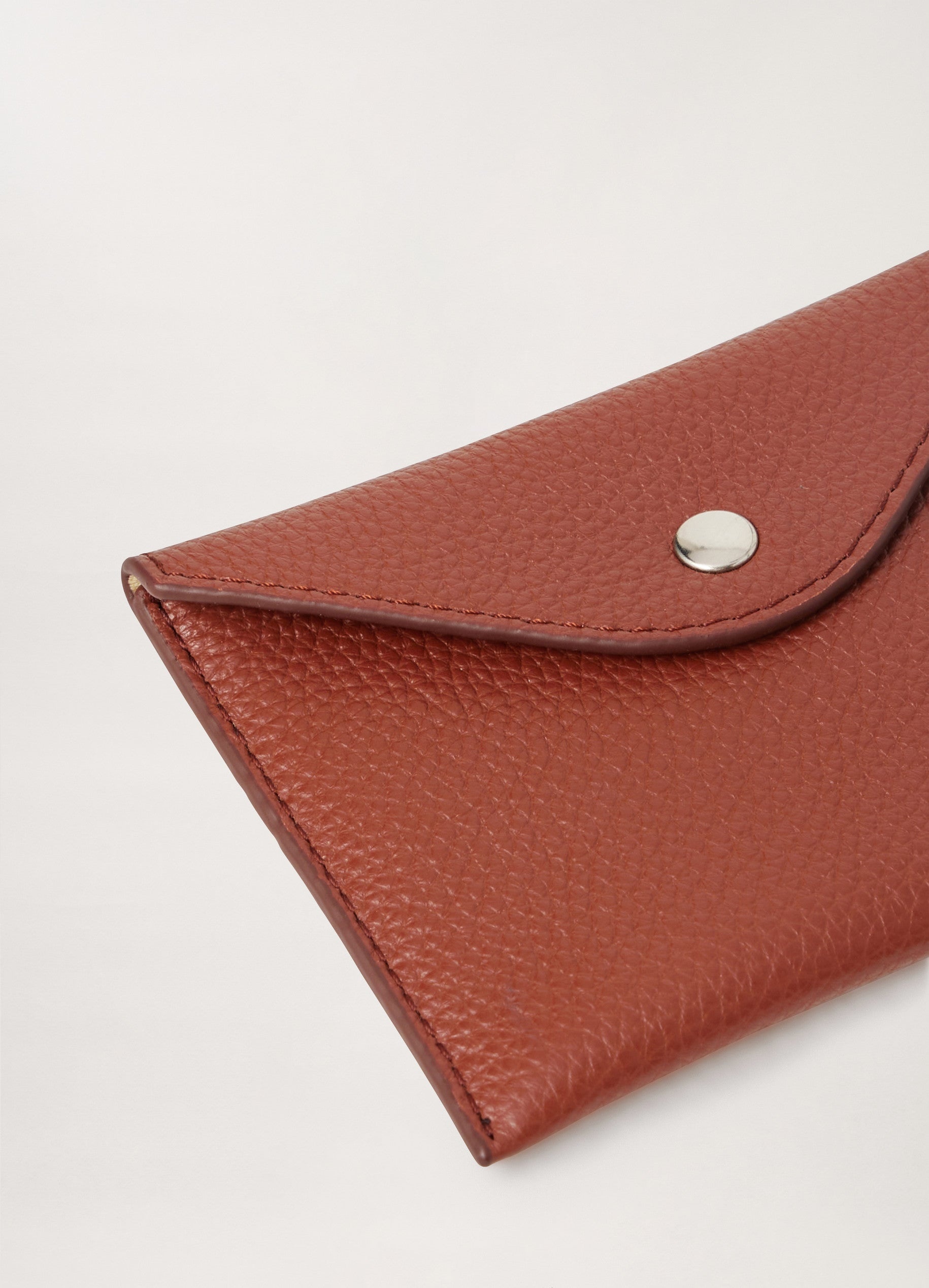 ENVELOPPE CARD HOLDER
SOFT GRAINED LEATHER - 3