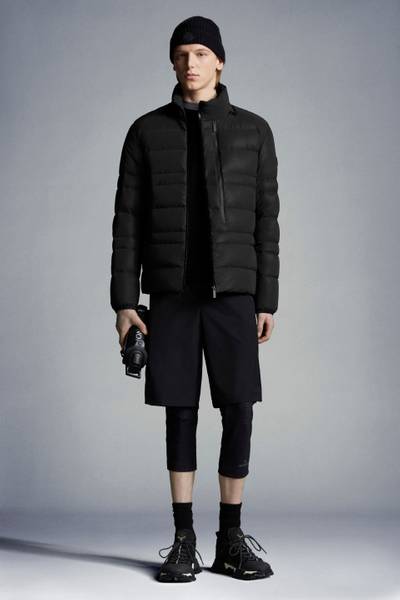 Moncler Nagu Short Down Jacket outlook