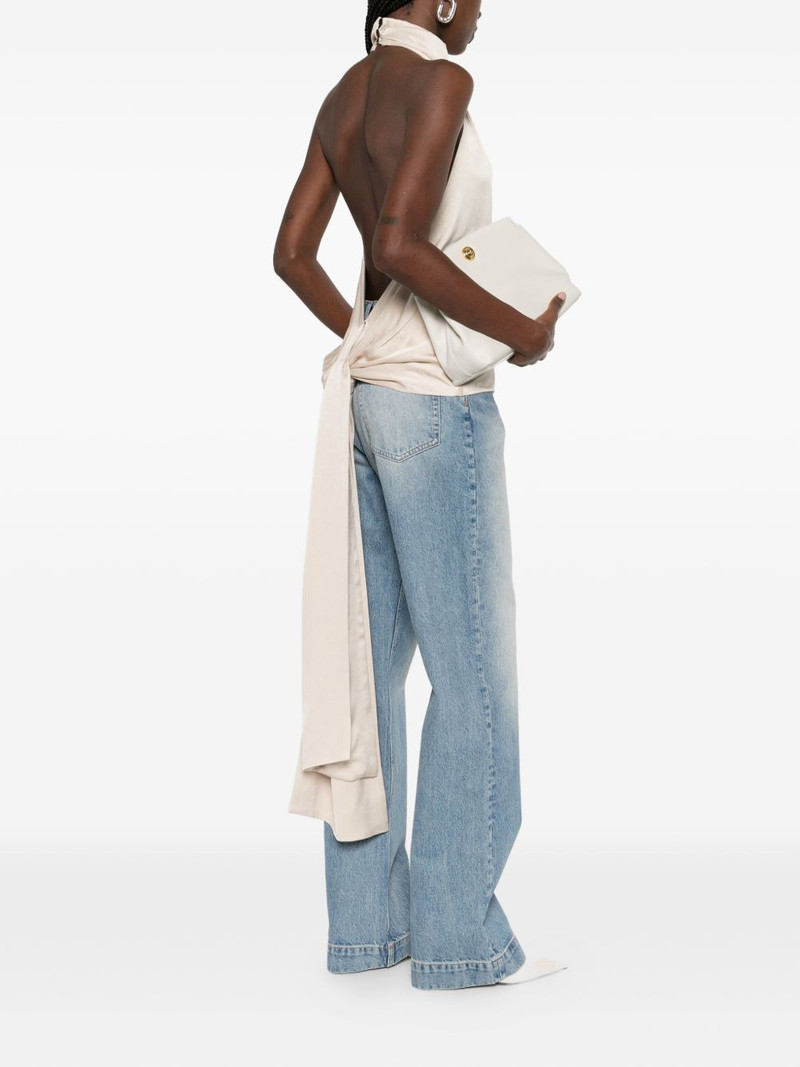 ESSE Studios wrap top outlook