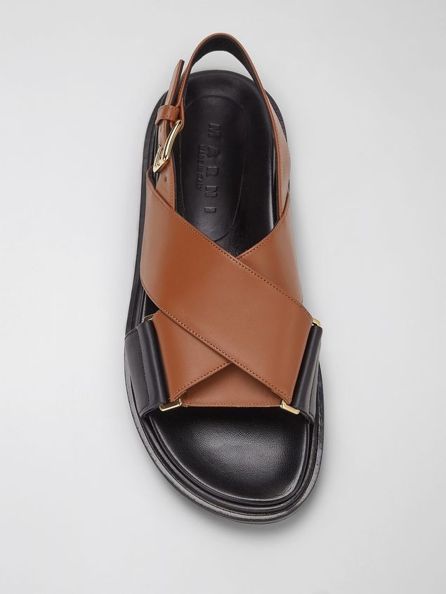 CRISS-CROSS FUSSBETT IN CALFSKIN - 4