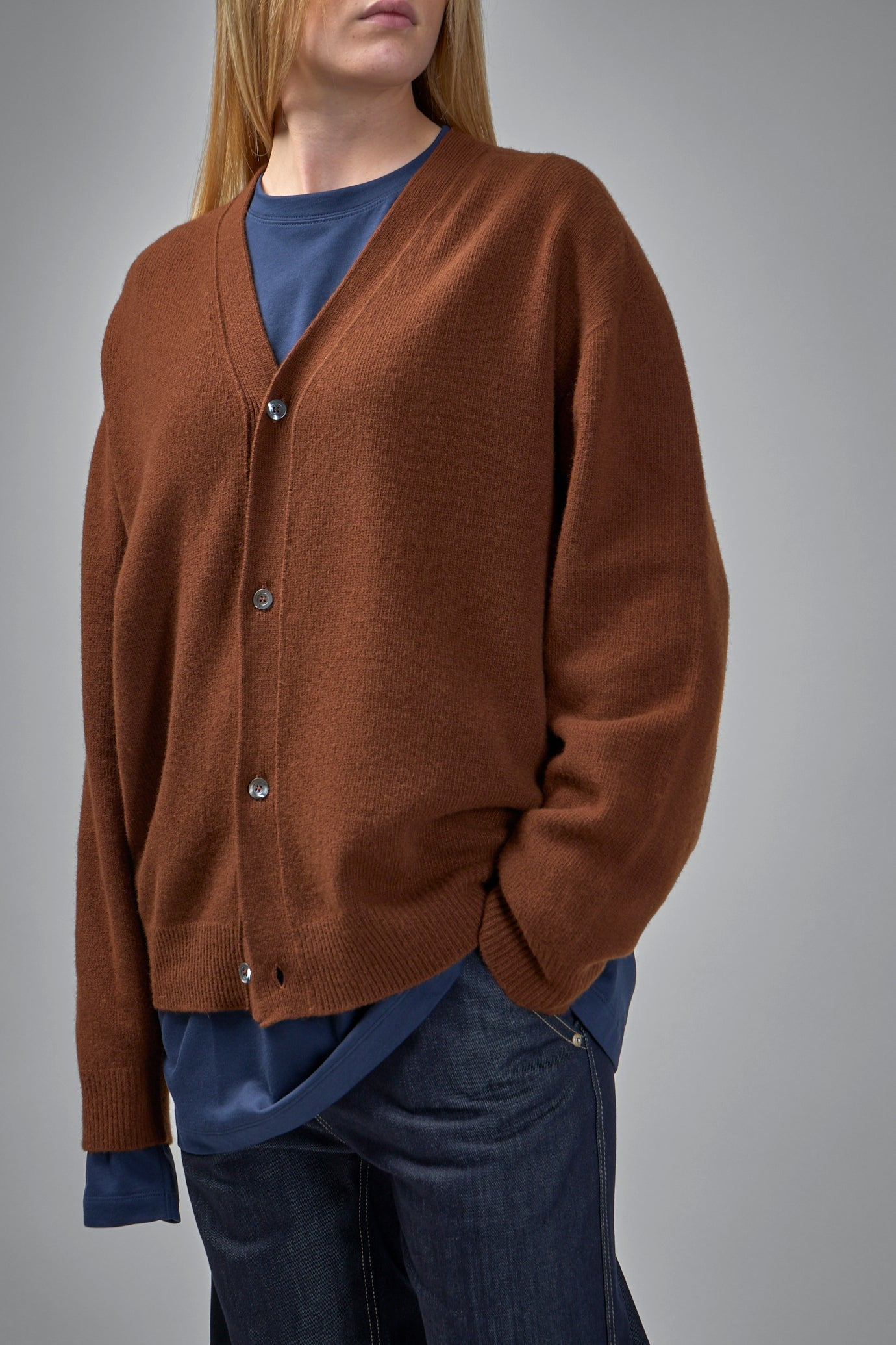 Mabuse Seamless V-Neck Cardigan Long Sleeves Knit - 4