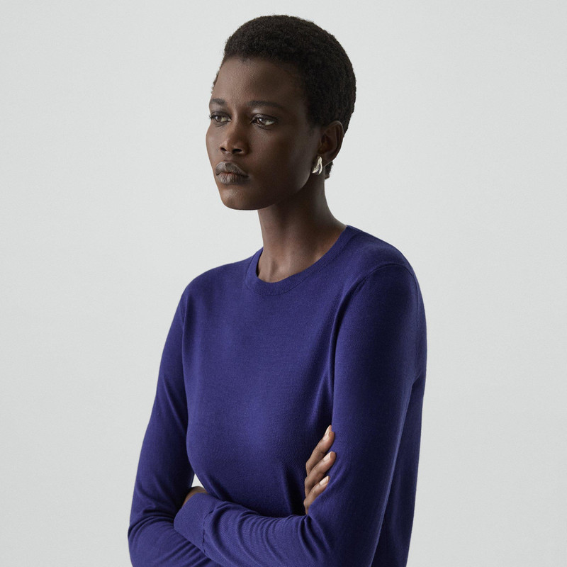 Crewneck Sweater in Regal Wool 5