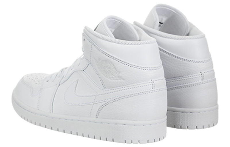 Jordan Air Jordan 1 Mid 'Triple White 2018' 554724-109 outlook
