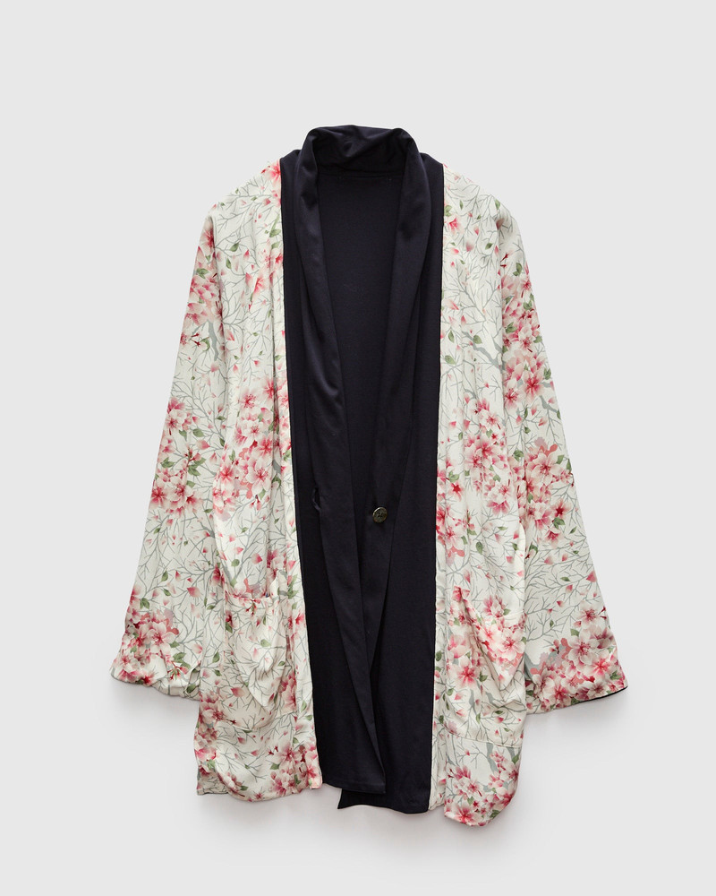 Blue Blue Japan "Sakura Kaza" Reversible Knit Haori in White outlook