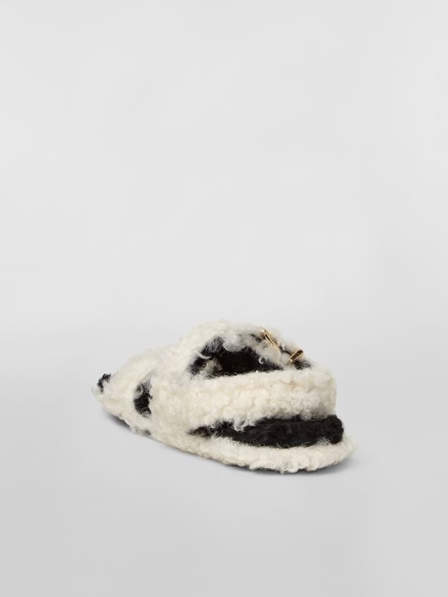 DOUBLE BUCKLE FUSSBETT IN WHITE SHEARLING - 3