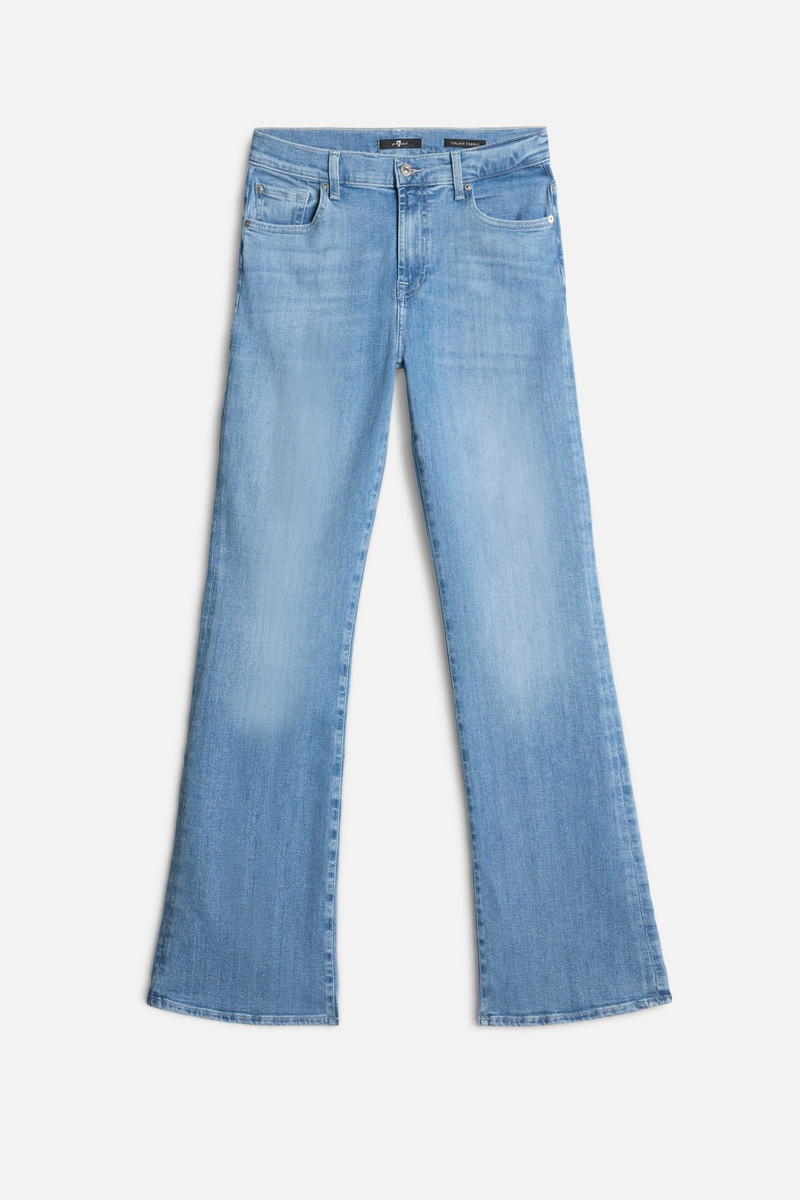 Slim Illusion Bootcut in Bloom 1