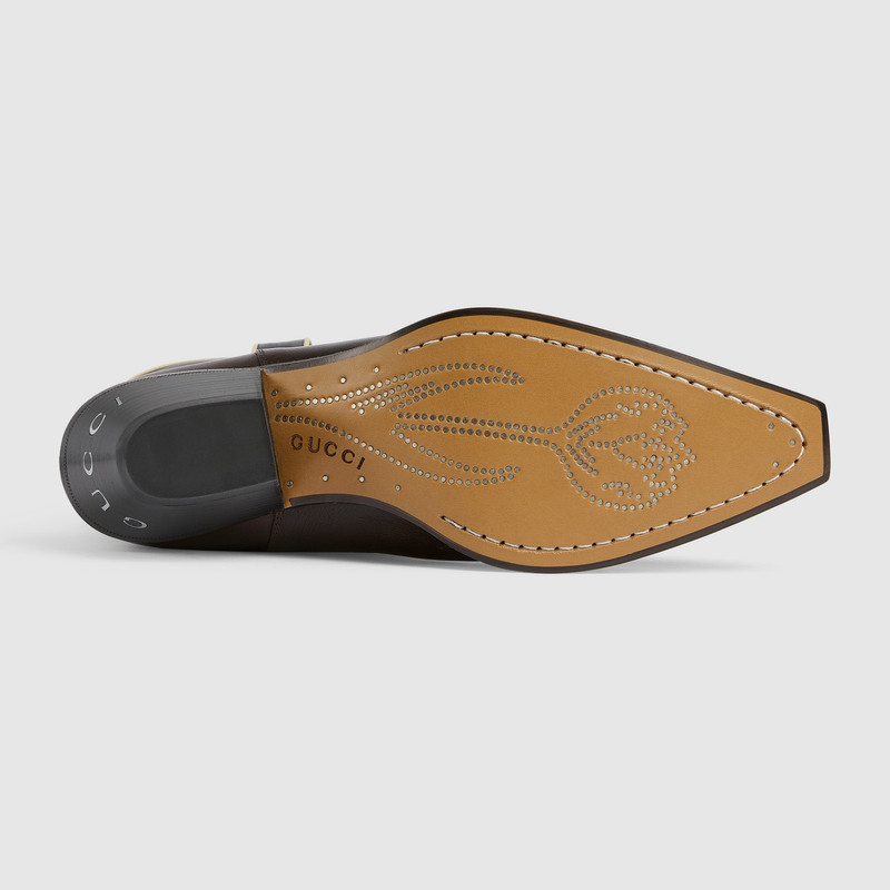 Women's boot with embroidery 6