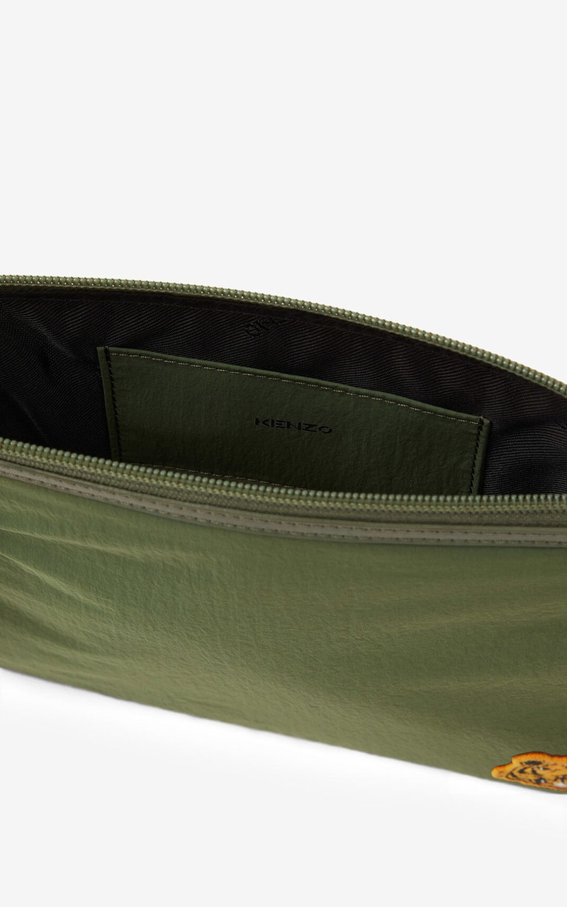 Tiger Crest bag with strap 4