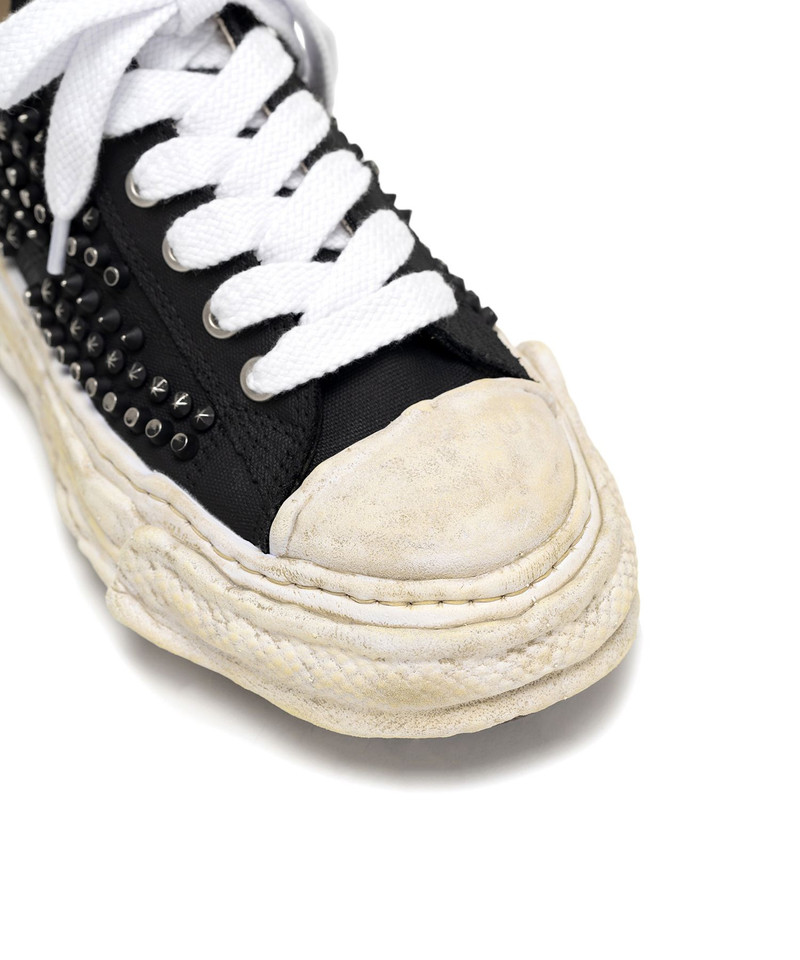 "PETERSON23"OG Sole Studded Canvas Low-top Sneaker 11