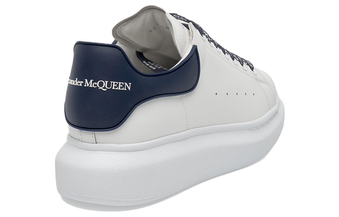 (WMNS) Alexander McQueen Oversized Sneaker 'White Ink Blue' 621056WHXMT9164 - 4