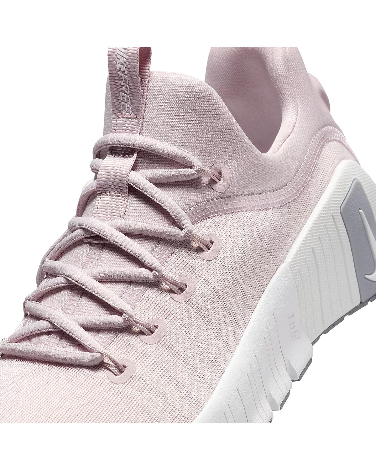 Women's Free Metcon 6 Sneakers - 6