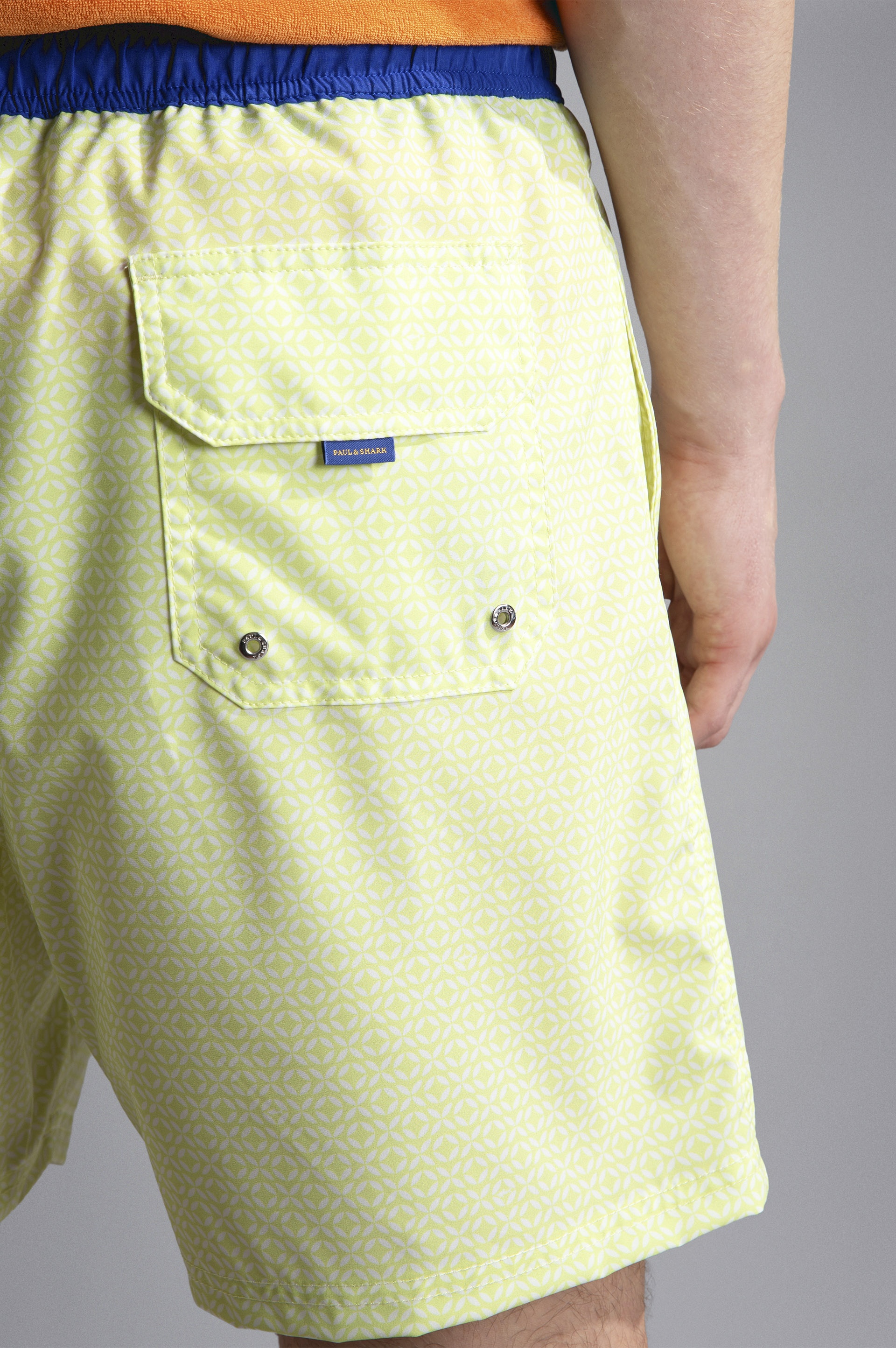 TWO-TONE SWIM SHORTS - 4