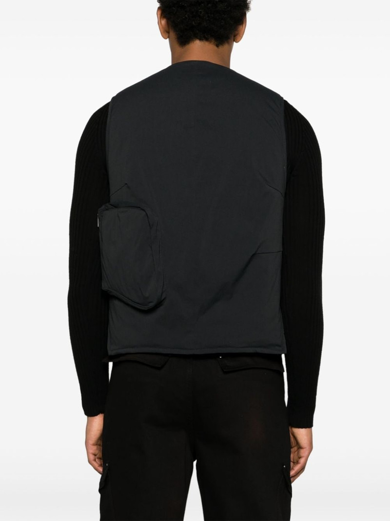 Pooled multi-pocket gilet 4