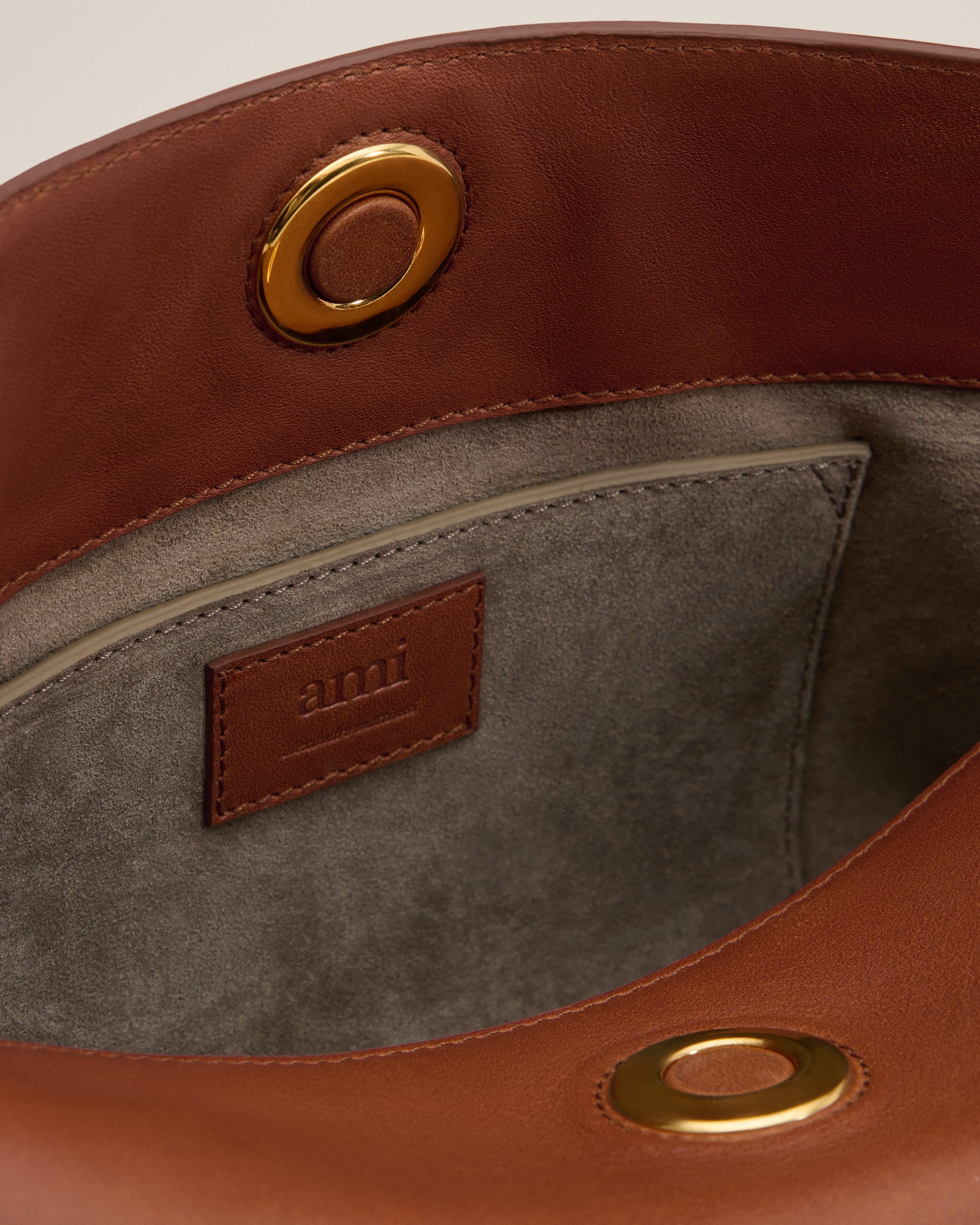 BROWN LEATHER CARROUSEL BAG - 5