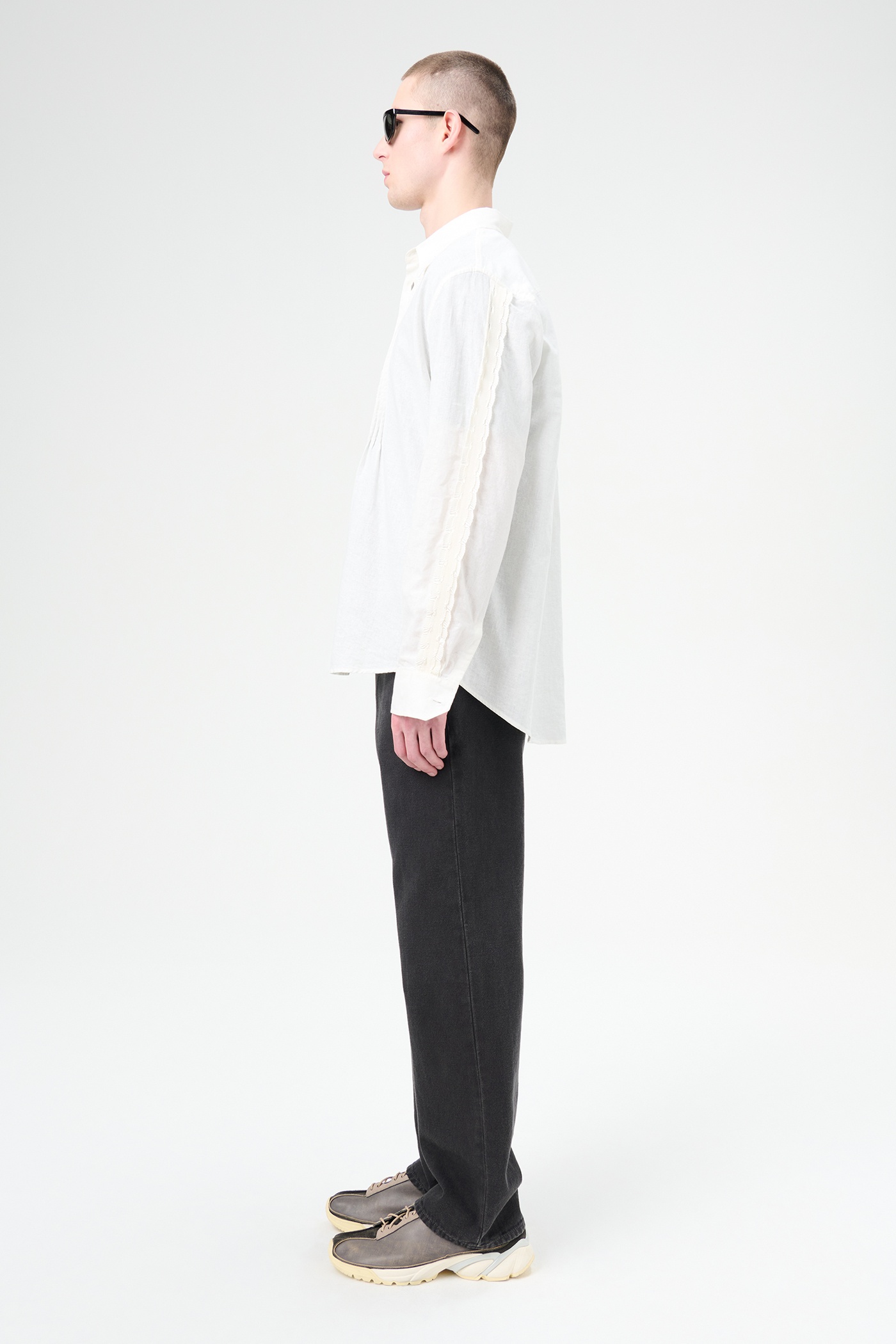 Beyond Shirt White Kitchen Weave - 4