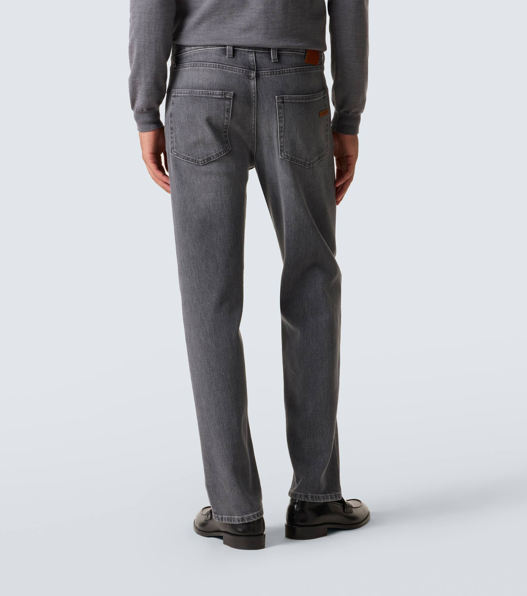 Mid-rise slim jeans - 4