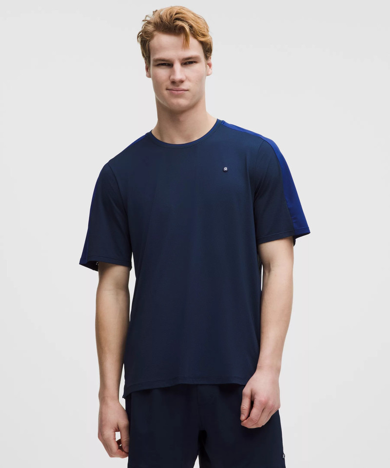 UV-Protective Mesh Panelled Tennis Shirt 1