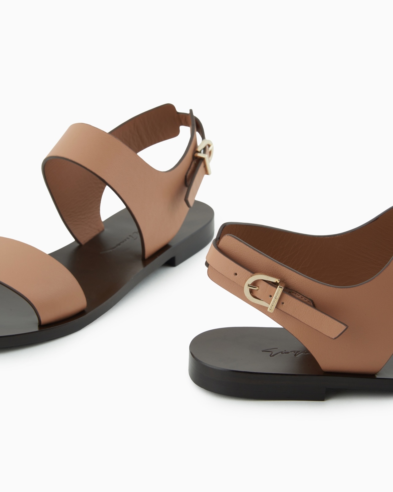 FLAT LEATHER SANDALS - 5